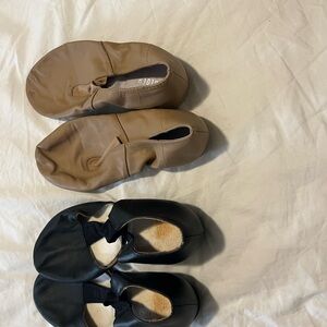 Pair of Split-Toe Leather Dance Shoes - Tan & Black